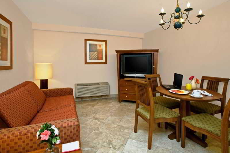 Fiesta Inn Guadalajara Expo Zapopan Quarto foto